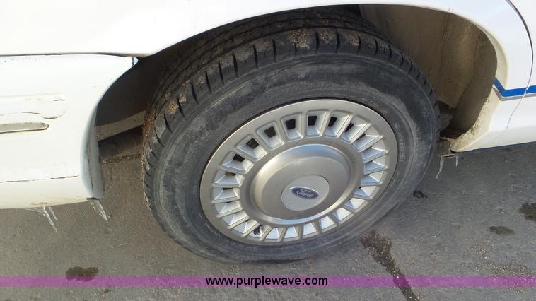 image for item K6956 2001 Ford Crown Victoria Police Interceptor