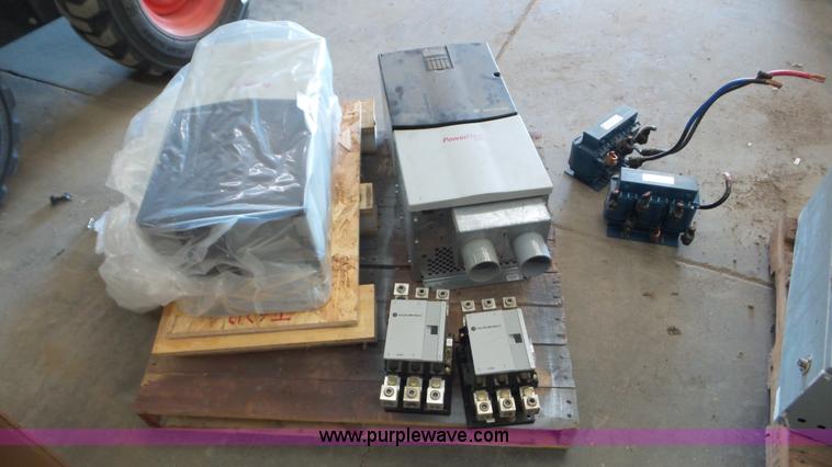 image for item K6958 Assorted Allen Bradley pump electronics