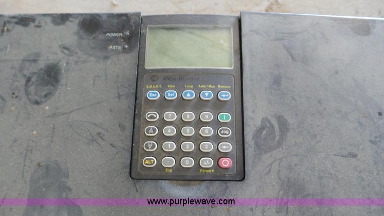 image for item K6958 Assorted Allen Bradley pump electronics