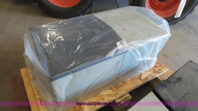 image for item K6958 Assorted Allen Bradley pump electronics