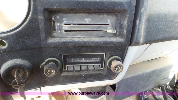 image for item K6959 1974 Chevrolet C60 dump truck