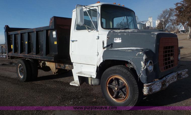 image for item K6961 1972 Ford N605 dump truck