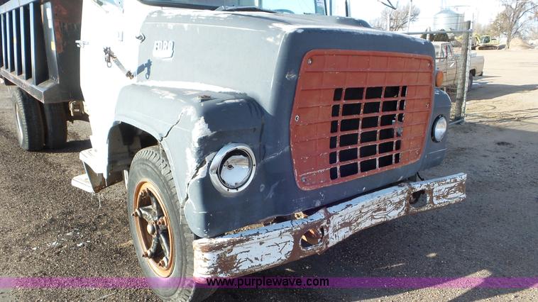 image for item K6961 1972 Ford N605 dump truck