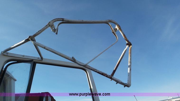 image for item K6961 1972 Ford N605 dump truck