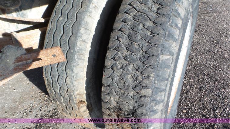 image for item K6961 1972 Ford N605 dump truck