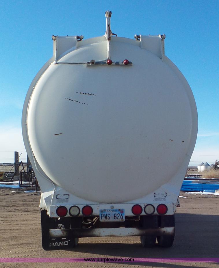 image for item K6962 1990 Ford LN8000 refuse truck