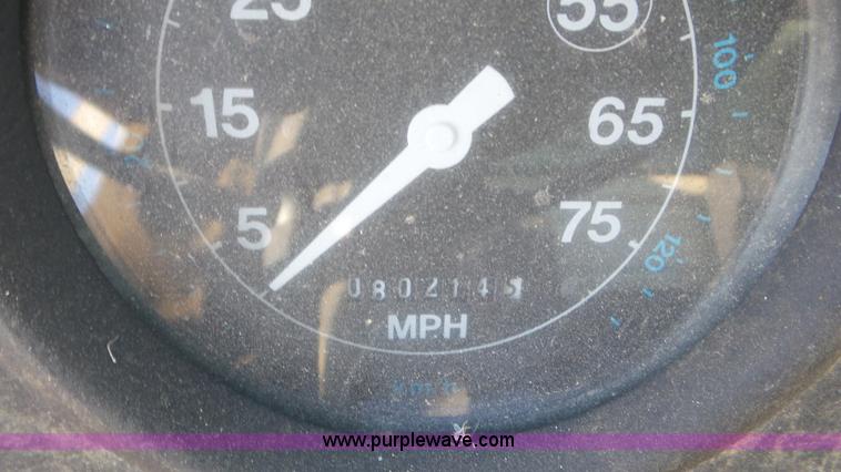 image for item K6962 1990 Ford LN8000 refuse truck