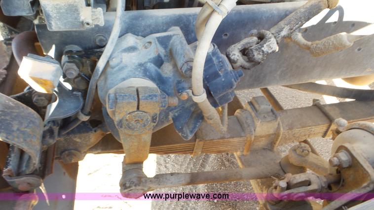 image for item K6962 1990 Ford LN8000 refuse truck