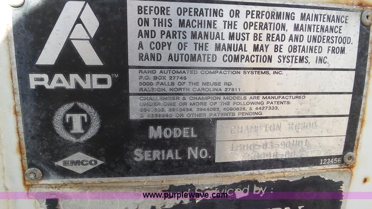 image for item K6962 1990 Ford LN8000 refuse truck