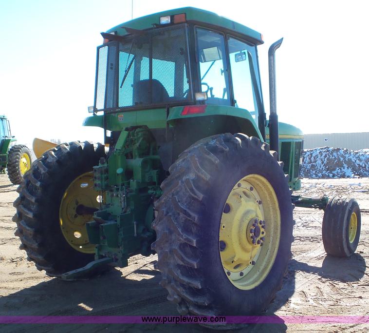 image for item K6966 1995 John Deere 7700 tractor