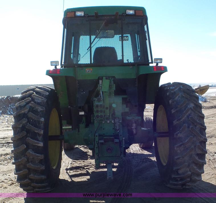 image for item K6966 1995 John Deere 7700 tractor