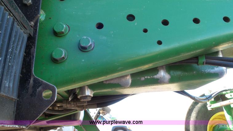 image for item K6966 1995 John Deere 7700 tractor