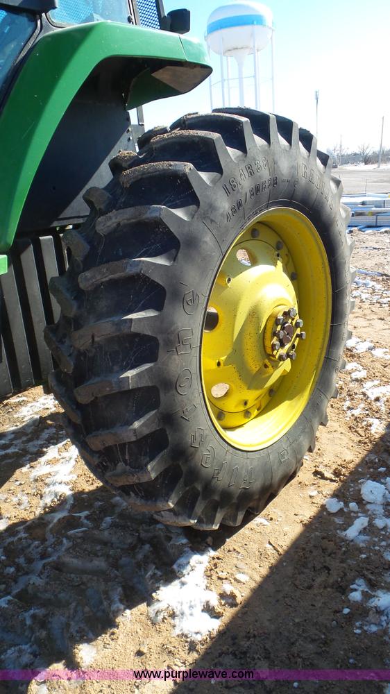 image for item K6966 1995 John Deere 7700 tractor