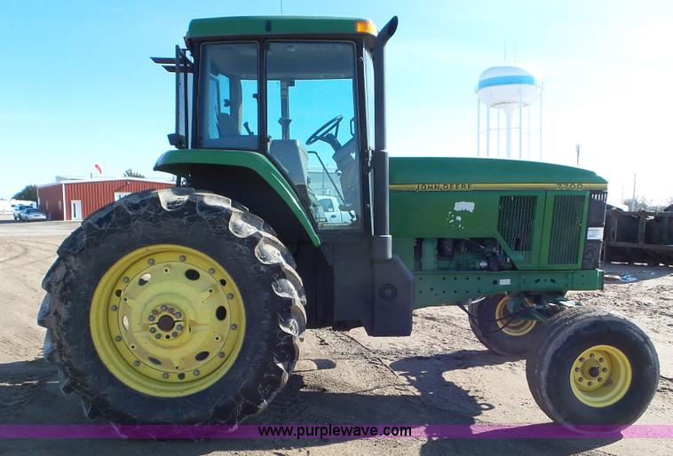 image for item K6970 1995 John Deere 7700 tractor