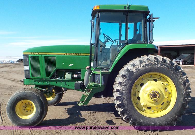 image for item K6970 1995 John Deere 7700 tractor