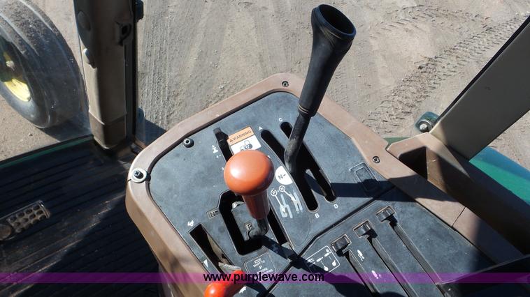 image for item K6970 1995 John Deere 7700 tractor