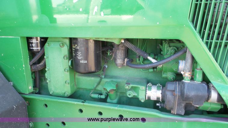 image for item K6970 1995 John Deere 7700 tractor