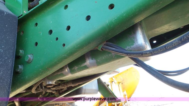 image for item K6970 1995 John Deere 7700 tractor