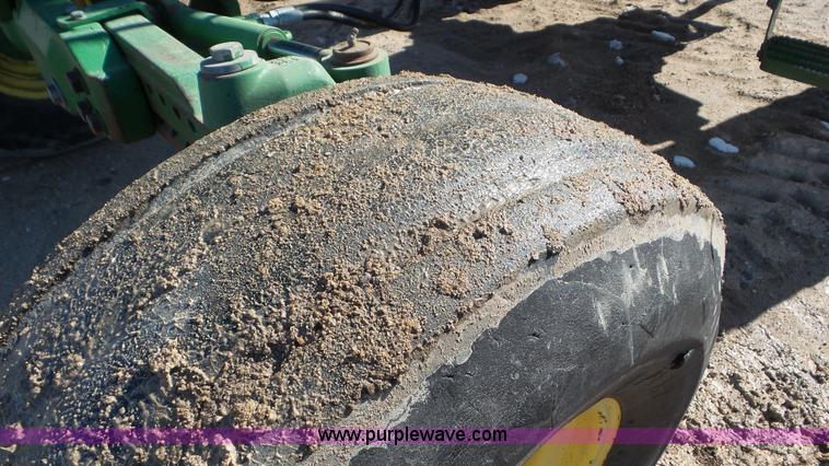 image for item K6970 1995 John Deere 7700 tractor