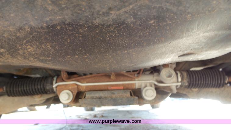 image for item K6971 1998 Dodge Dakota Club Cab pickup truck