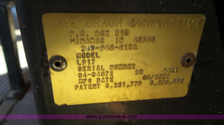 image for item K6972 2000 Ford Econoline E450 bus