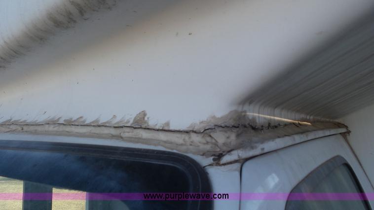 image for item K6972 2000 Ford Econoline E450 bus