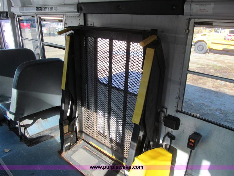 image for item L1833 2004 Thomas Built Saf-T-Liner MVP EF school bus