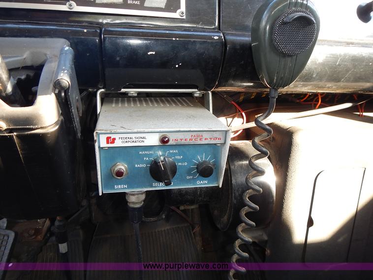 image for item L3637 1978 Pierce Ford 8000 pumper truck