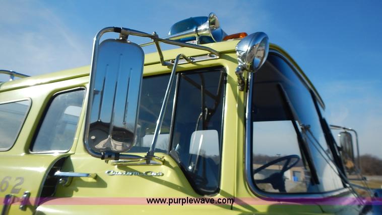 image for item L3637 1978 Pierce Ford 8000 pumper truck