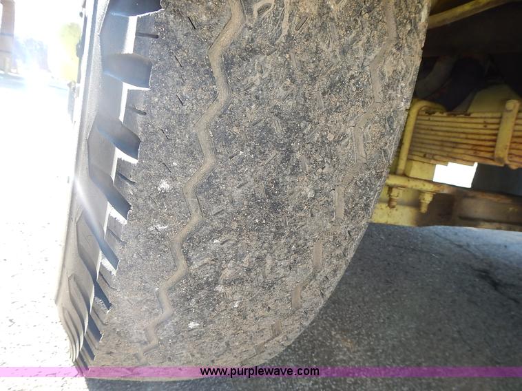 image for item L3637 1978 Pierce Ford 8000 pumper truck