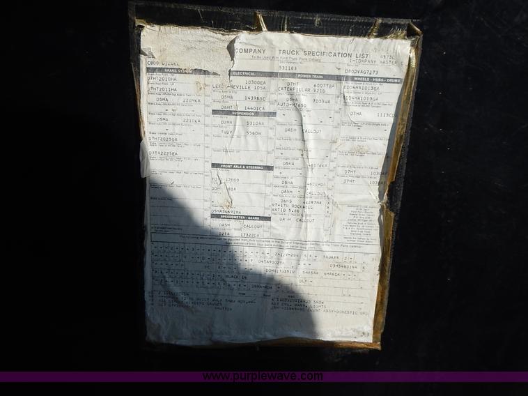 image for item L3637 1978 Pierce Ford 8000 pumper truck