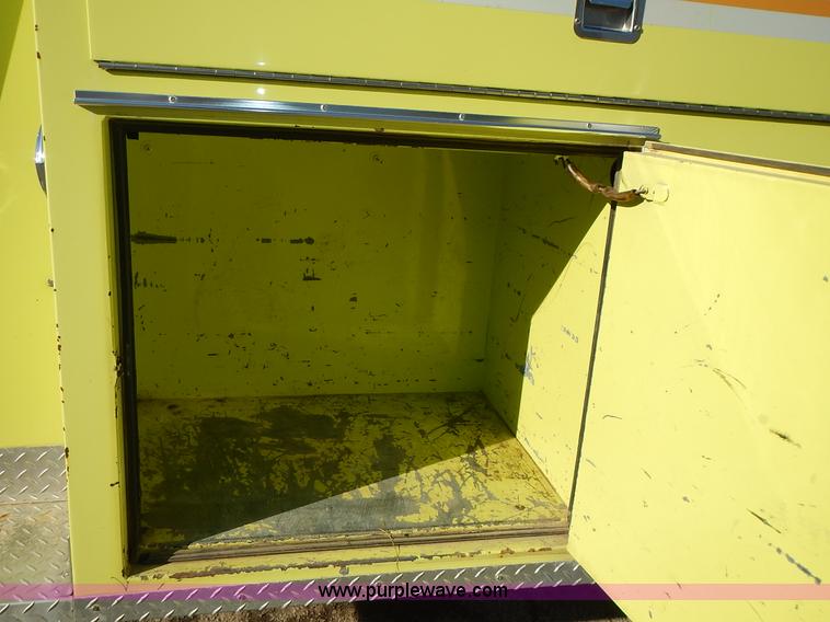 image for item L3637 1978 Pierce Ford 8000 pumper truck