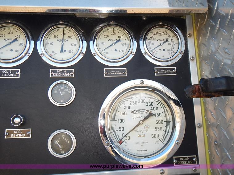 image for item L3637 1978 Pierce Ford 8000 pumper truck