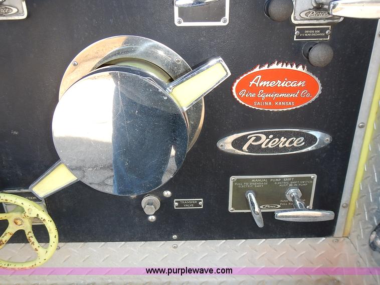 image for item L3637 1978 Pierce Ford 8000 pumper truck