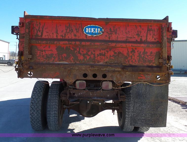 image for item L3647 1985 Chevrolet C70 dump truck