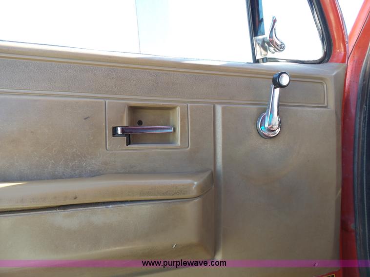 image for item L3647 1985 Chevrolet C70 dump truck