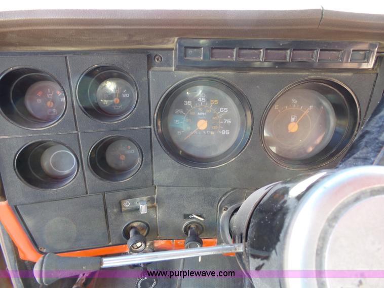 image for item L3647 1985 Chevrolet C70 dump truck