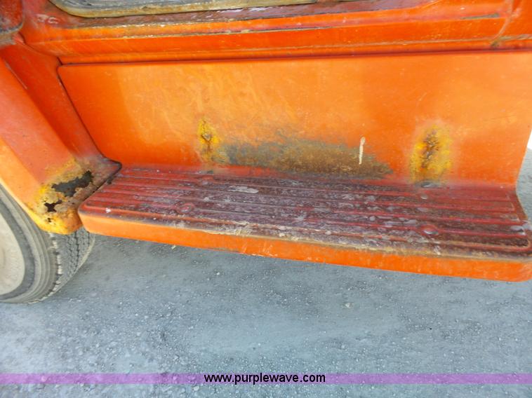 image for item L3647 1985 Chevrolet C70 dump truck