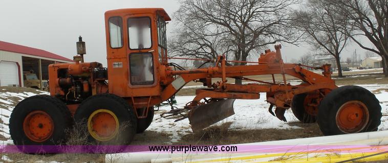 image for item L3664 Caterpillar C112 motor grader