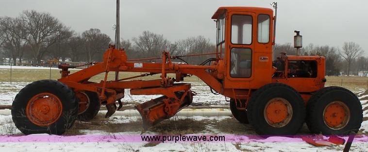 image for item L3664 Caterpillar C112 motor grader