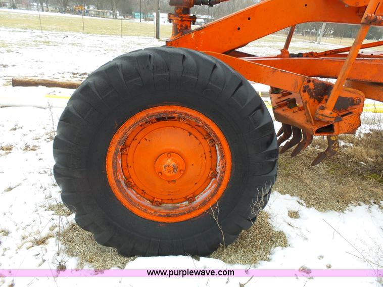 image for item L3664 Caterpillar C112 motor grader