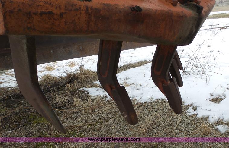 image for item L3664 Caterpillar C112 motor grader