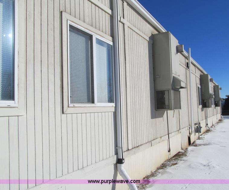 image for item L5506 2001 Forest River Premier mobile classroom