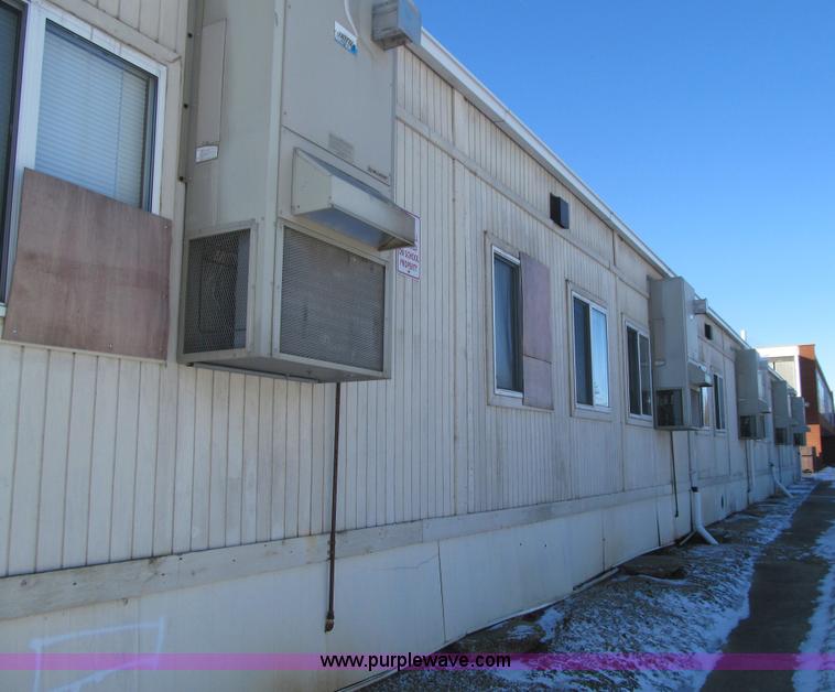 image for item L5506 2001 Forest River Premier mobile classroom