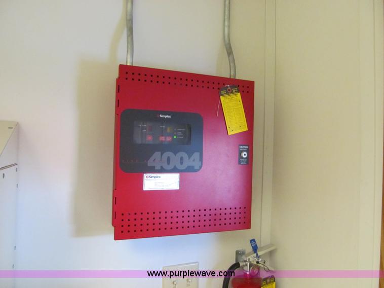 image for item L5506 2001 Forest River Premier mobile classroom