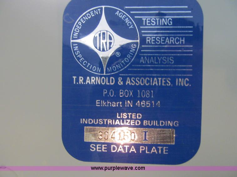 image for item L5506 2001 Forest River Premier mobile classroom