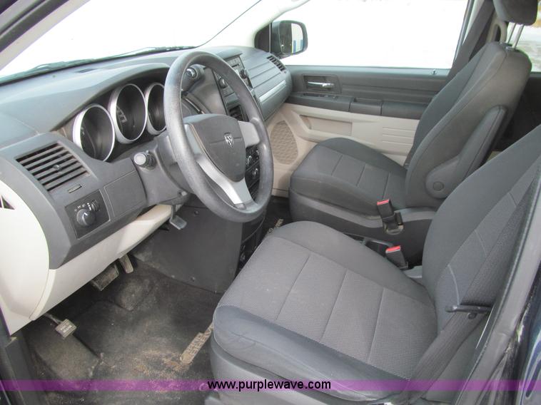 image for item L5514 2008 Dodge Grand Caravan