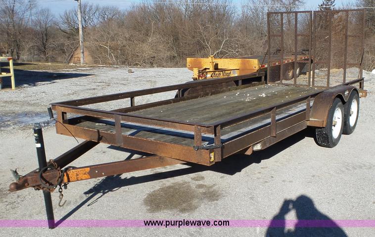 image for item L5532 1994 Dressen equipment trailer