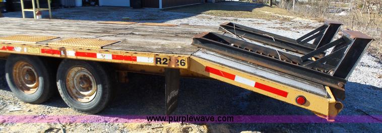 image for item L5533 1996 Redi Haul 2326 equipment trailer
