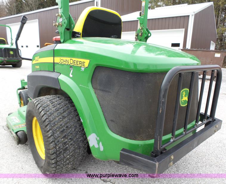 image for item L5534 2010 John Deere 997 Z-Trak lawn mower